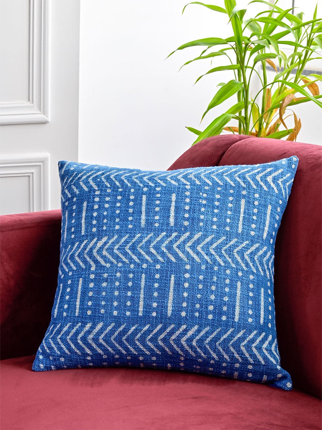 Abstract Print Embroidered Cushion Cover Abstract Print Embroidered Cushion Cover